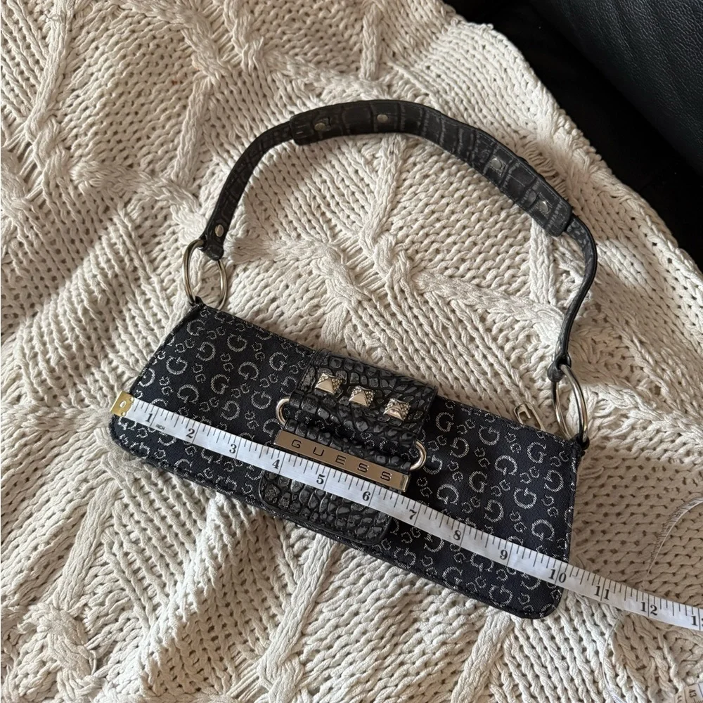 Guess vintage Inspired Black Shoulder Bag with Croc-Texture Accent - Picture 7 of 8